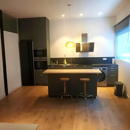 Apartamento nuevo y tranquilo con acceso independiente-2